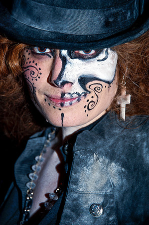 girl w fedora layers_DSC1054