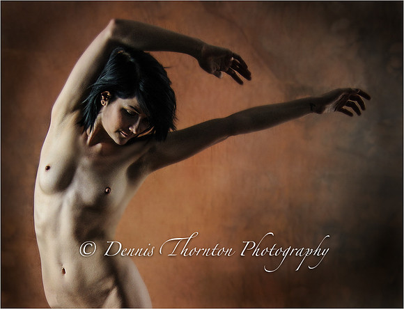 Kat w arms arched_