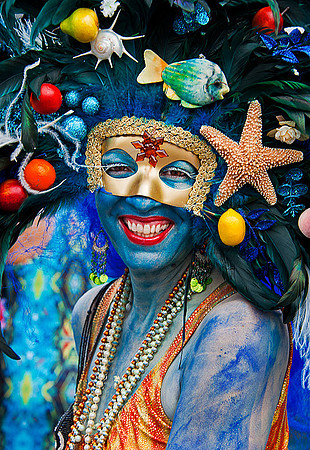 Girl w head dress_DSC5416sailor lady